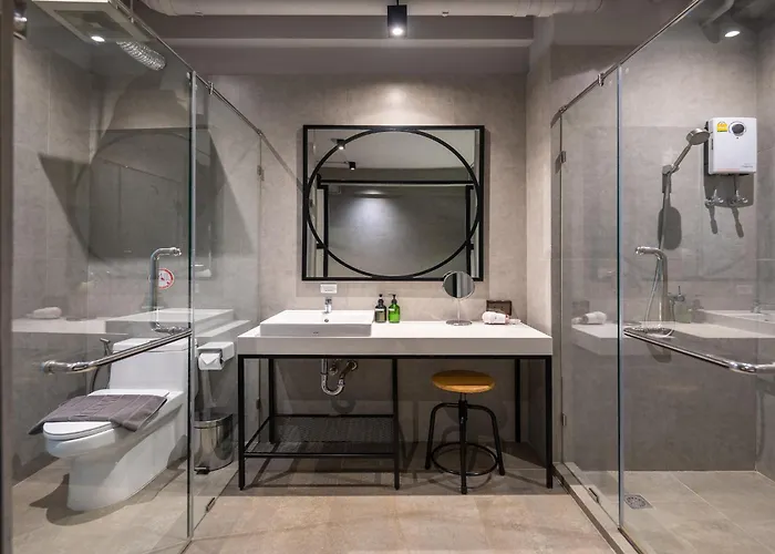 Palette The Ex Capital Hotel 4*